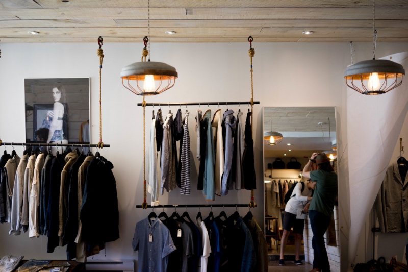 magasin-VIDAUBAN-min_clothing_store_shop_boutique_men's_fashion_clothes_business_retail_shopping-1062572